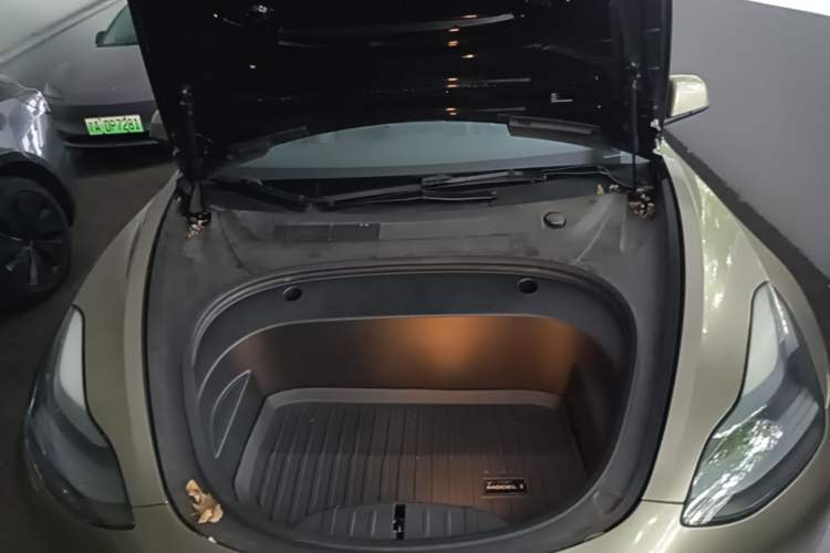Used Tesla Model 3 2022 Rear-Wheel-Drive Version Engine Bay