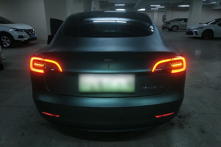 Used Tesla Model 3 2022 Rear-Wheel-Drive Version Exterior 4