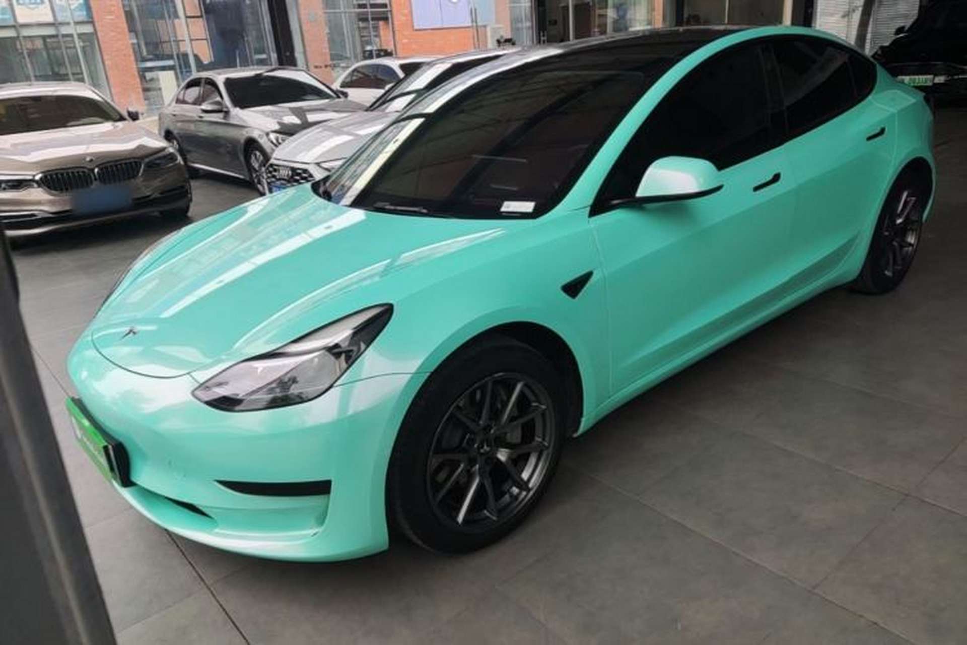 Used Tesla Model 3 2022 Rear-Wheel-Drive Version Front Left 45 Deg