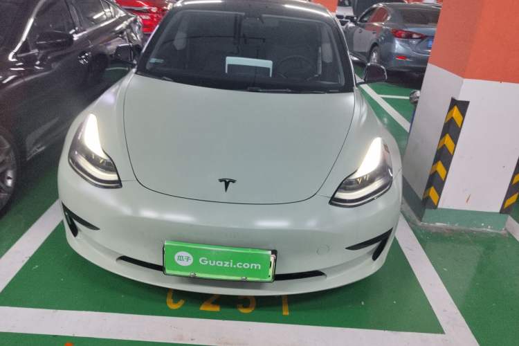 Used Tesla Model 3 2022 Rear-Wheel-Drive Version Front