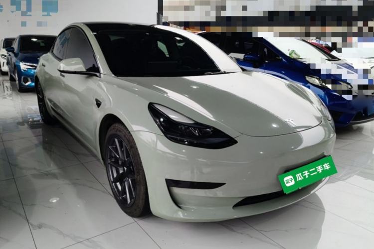 Used Tesla Model 3 2022 Rear-Wheel-Drive Version Front Right 45 Deg