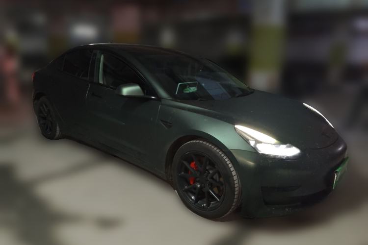 Used Tesla Model 3 2022 Rear-Wheel-Drive Version Front Right 45 Deg