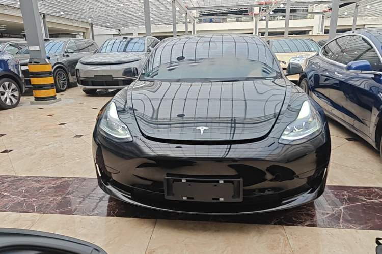 Used Tesla Model 3 2022 Rear-Wheel-Drive Version Front