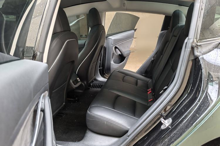 Used Tesla Model 3 2022 Rear-Wheel-Drive Version Interior 1