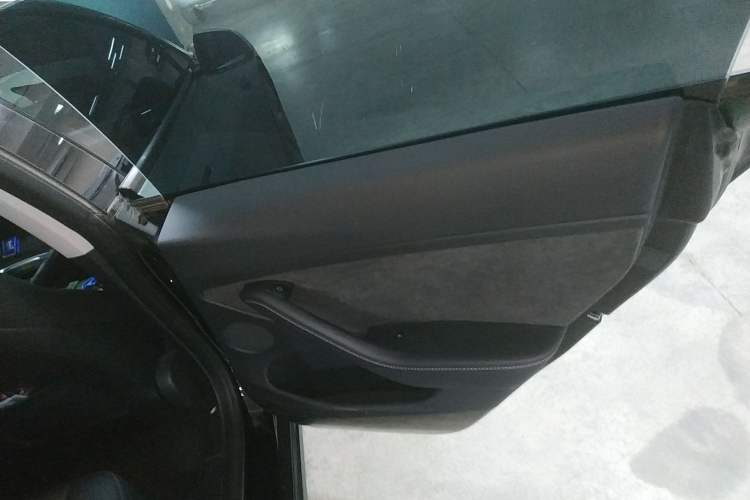 Used Tesla Model 3 2022 Rear-Wheel-Drive Version Interior 6