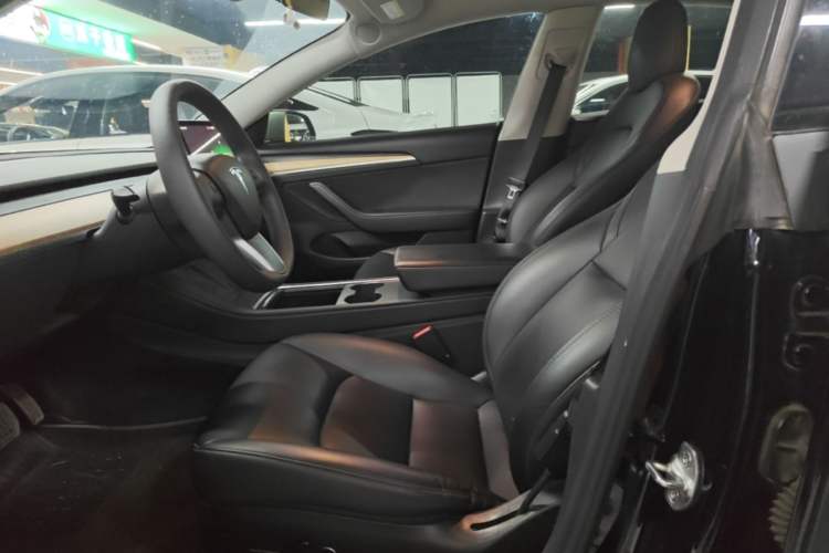 Used Tesla Model 3 2022 Rear-Wheel-Drive Version Left Front Seat