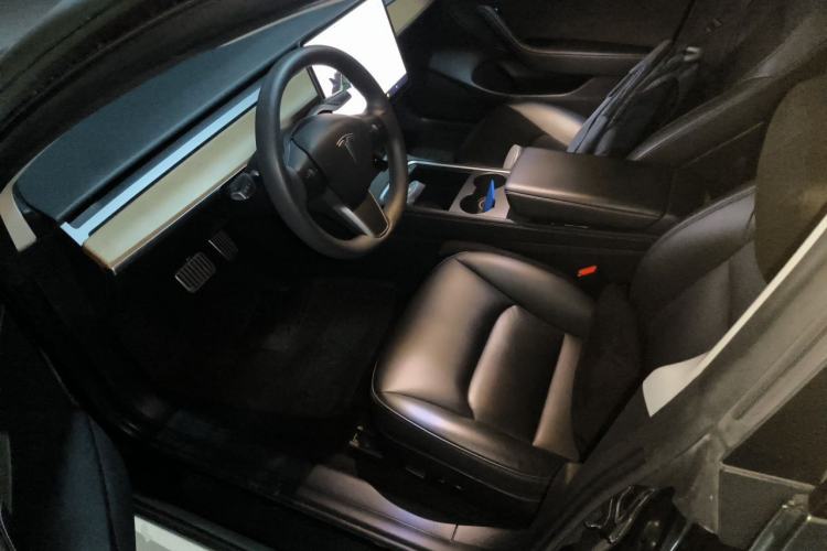 Used Tesla Model 3 2022 Rear-Wheel-Drive Version Left Front Seat
