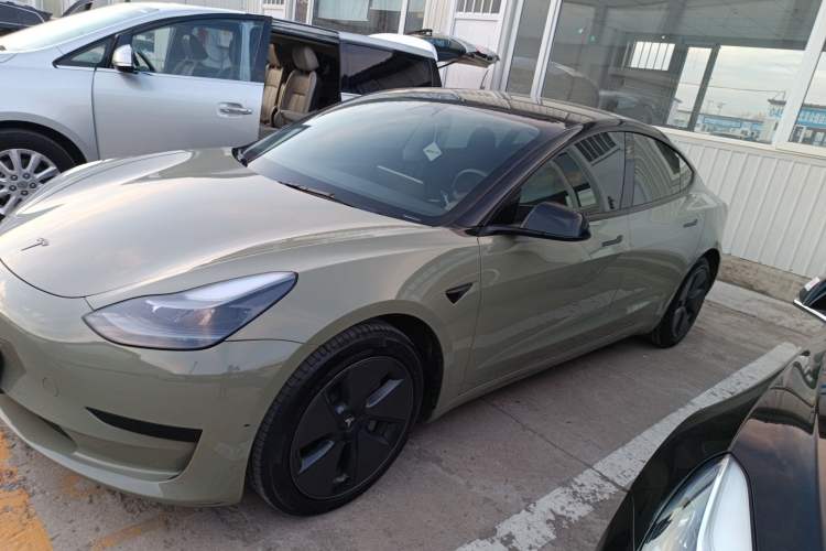 Used Tesla Model 3 2022 Rear-Wheel-Drive Version Left Side