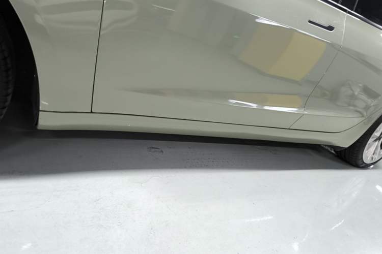 Used Tesla Model 3 2022 Rear-Wheel-Drive Version Left Side Sill