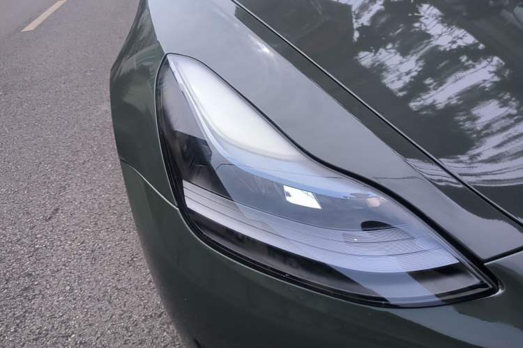 Used Tesla Model 3 2022 Rear-Wheel-Drive Version Right Front Headlight