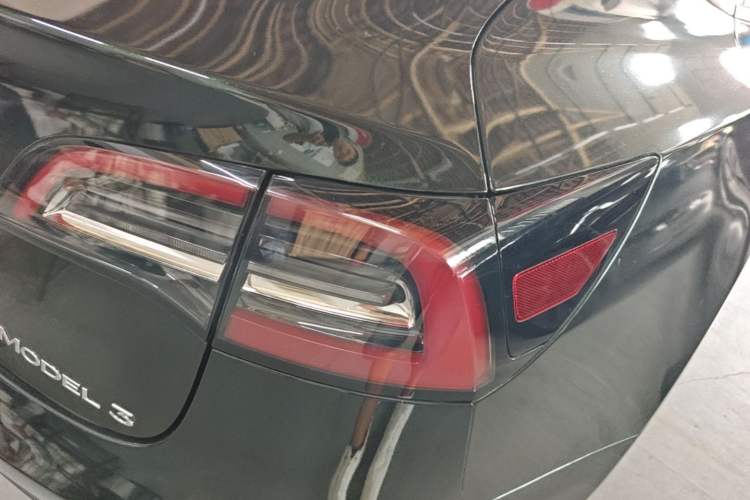 Used Tesla Model 3 2022 Rear-Wheel-Drive Version Right Rear Taillight