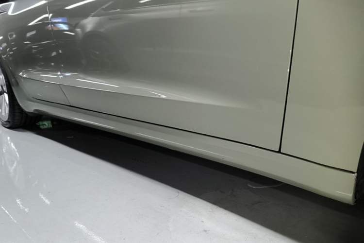 Used Tesla Model 3 2022 Rear-Wheel-Drive Version Right Side Sill