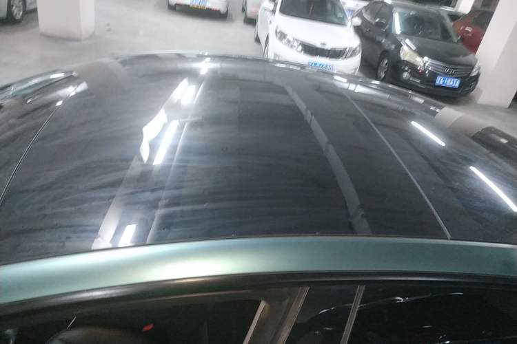 Used Tesla Model 3 2022 Rear-Wheel-Drive Version Roof
