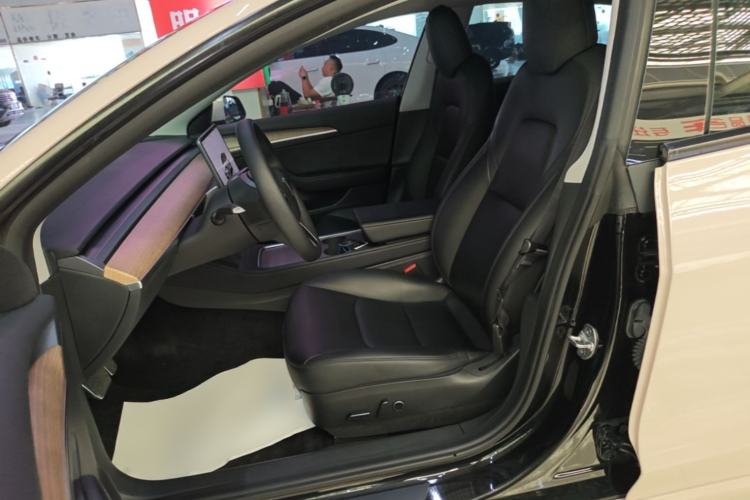 Used Tesla Model 3 2022 Rear-Wheel-Drive Version Left Front Seat