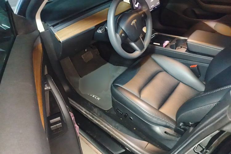 Used Tesla Model 3 2022 Rear-Wheel-Drive Version Left Front Seat
