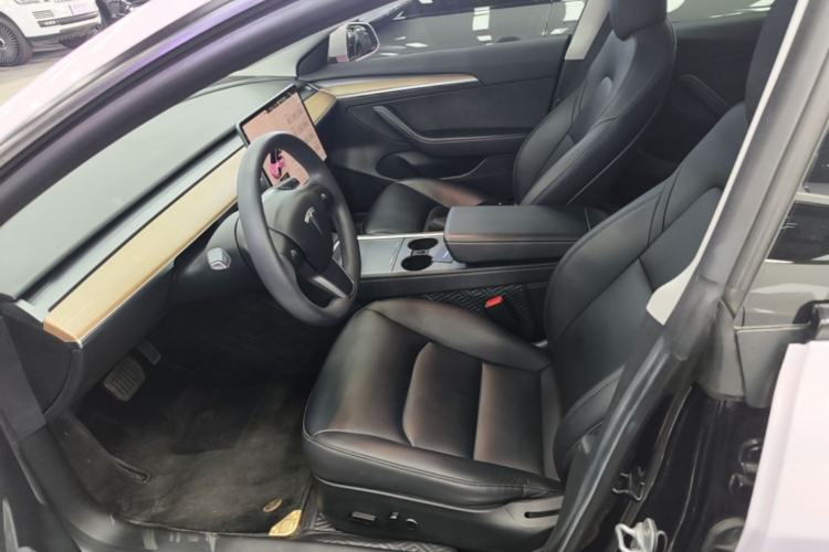 Used Tesla Model 3 2022 Rear-Wheel-Drive Version Left Front Seat