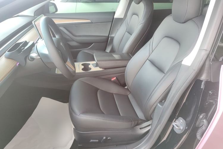 Used Tesla Model 3 2022 Rear-Wheel-Drive Version Left Front Seat