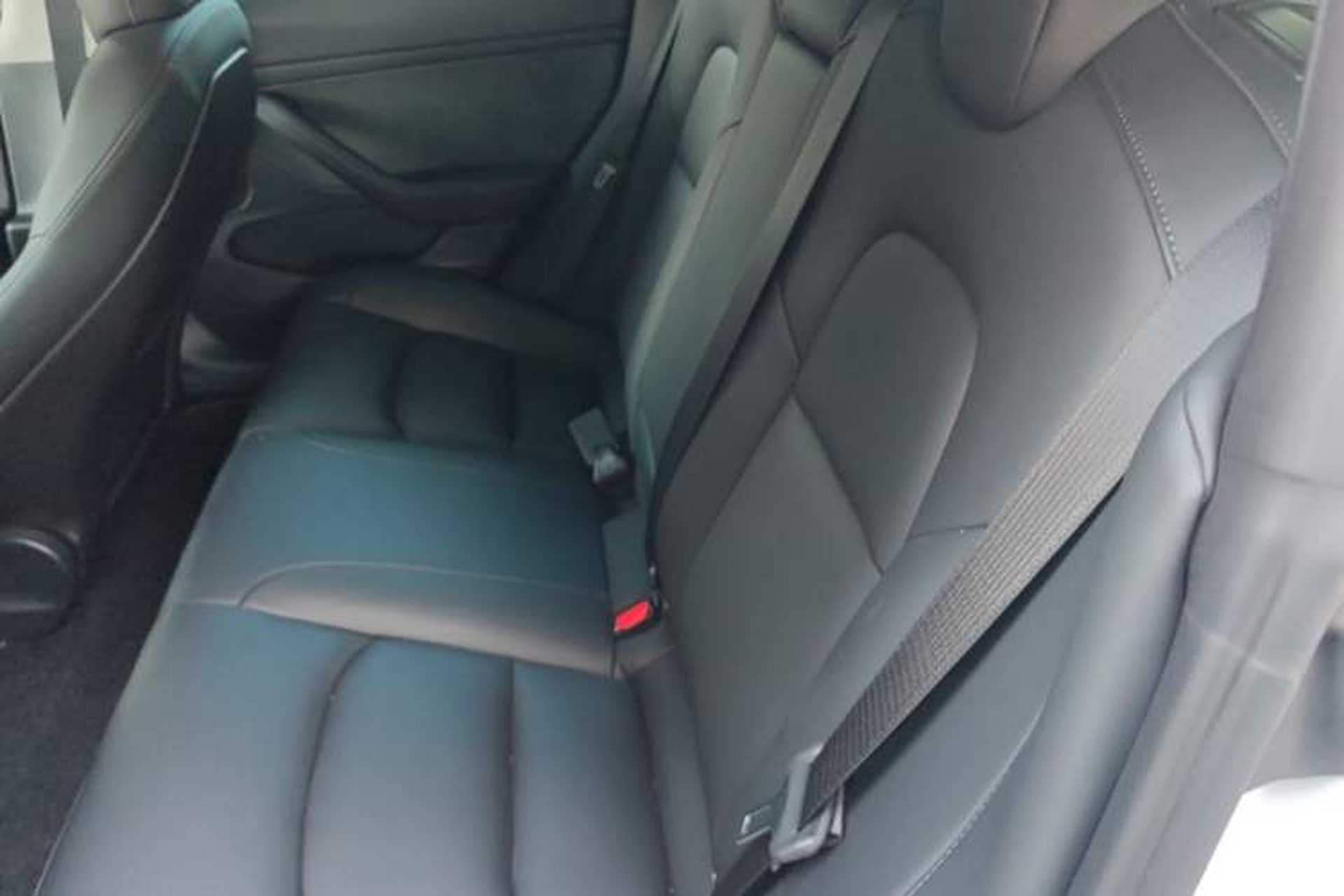 Used Tesla Model 3 2022 Rear-Wheel-Drive Version Left Rear Seat