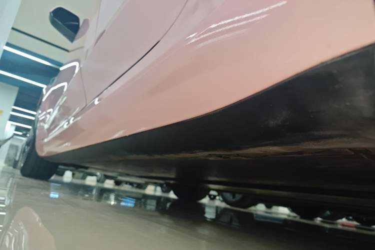 Used Tesla Model 3 2022 Rear-Wheel-Drive Version Left Side Sill