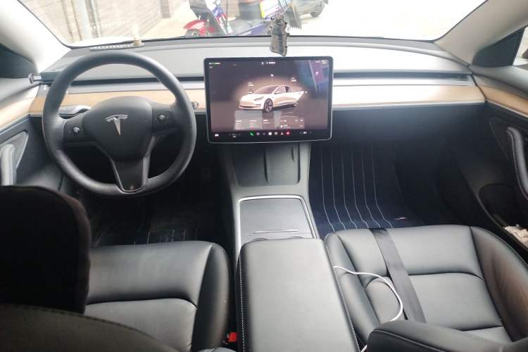 Used Tesla Model 3 2022 Rear-Wheel-Drive Version Center Console