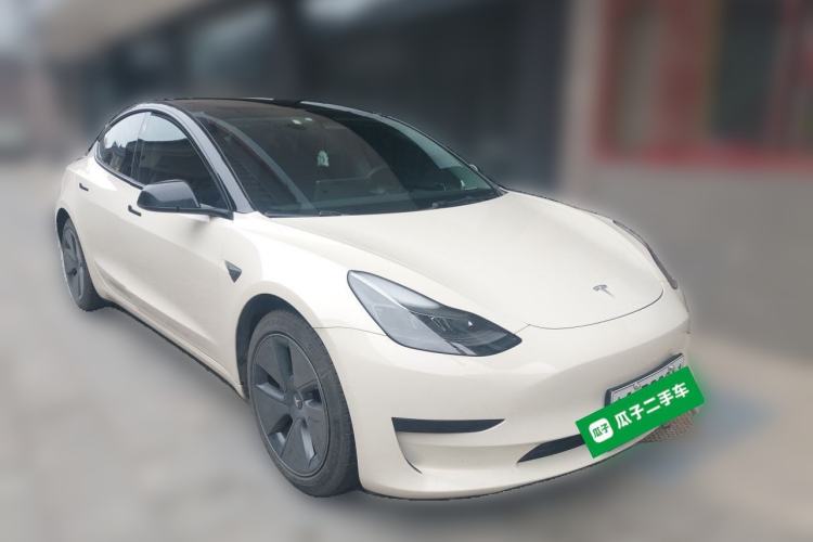 Used Tesla Model 3 2022 Rear-Wheel-Drive Version Front Right 45 Deg