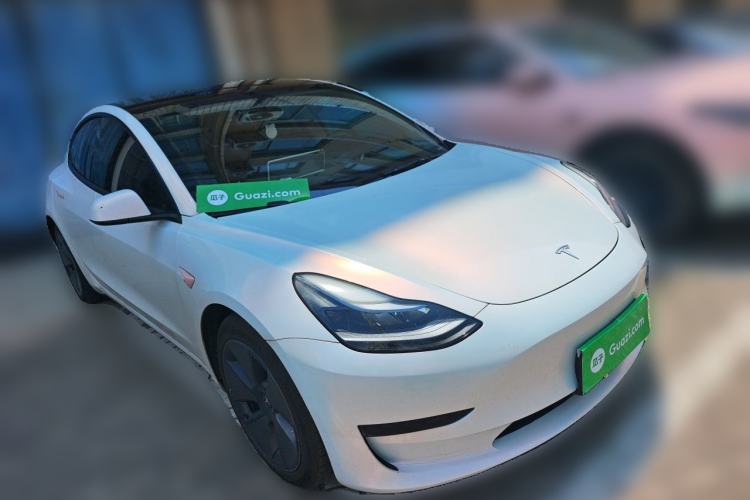 Used Tesla Model 3 2022 Rear-Wheel-Drive Version Front Right 45 Deg