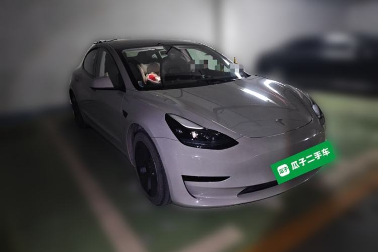 Used Tesla Model 3 2022 Rear-Wheel-Drive Version Front Right 45 Deg