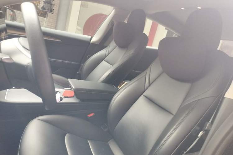 Used Tesla Model 3 2022 Rear-Wheel-Drive Version Left Front Seat