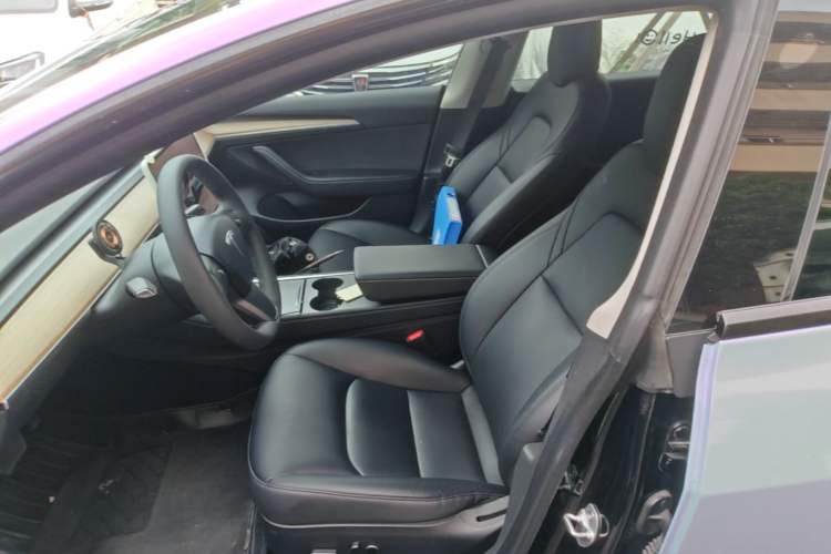 Used Tesla Model 3 2022 Rear-Wheel-Drive Version Left Front Seat