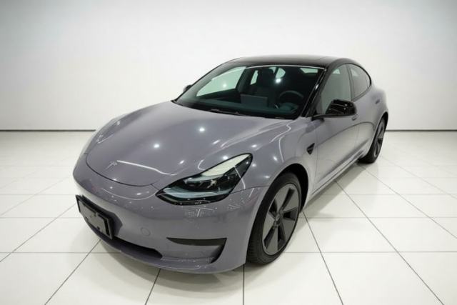 Ojetý Tesla Model 3 2022 Rear-Wheel-Drive Version