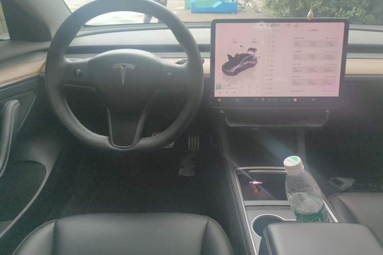 Used Tesla Model 3 2022 Rear-Wheel-Drive Version Center Console