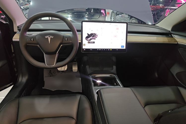 Used Tesla Model 3 2022 Rear-Wheel-Drive Version Center Console