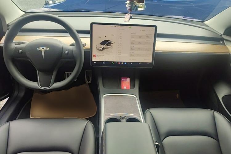 Used Tesla Model 3 2022 Rear-Wheel-Drive Version Center Console