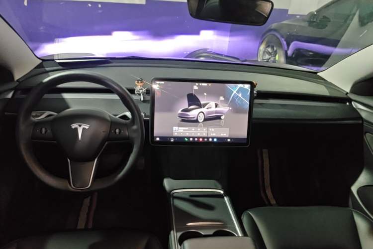 Used Tesla Model 3 2022 Rear-Wheel-Drive Version Center Console