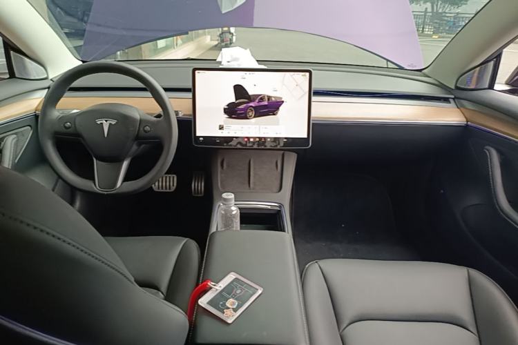 Used Tesla Model 3 2022 Performance High-Performance All-Wheel-Drive Version Center Console