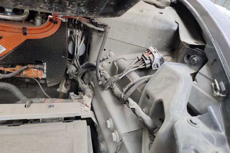 Used Tesla Model 3 2022 Rear-Wheel-Drive Version Engine Bay Left