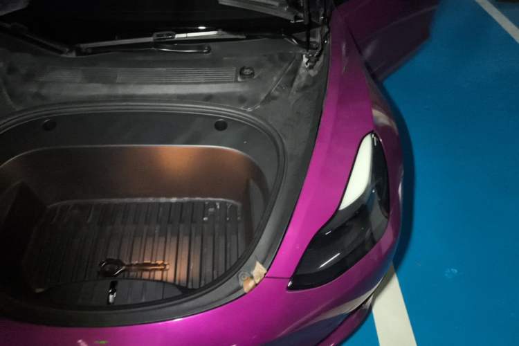 Used Tesla Model 3 2022 Rear-Wheel-Drive Version Engine Bay Left