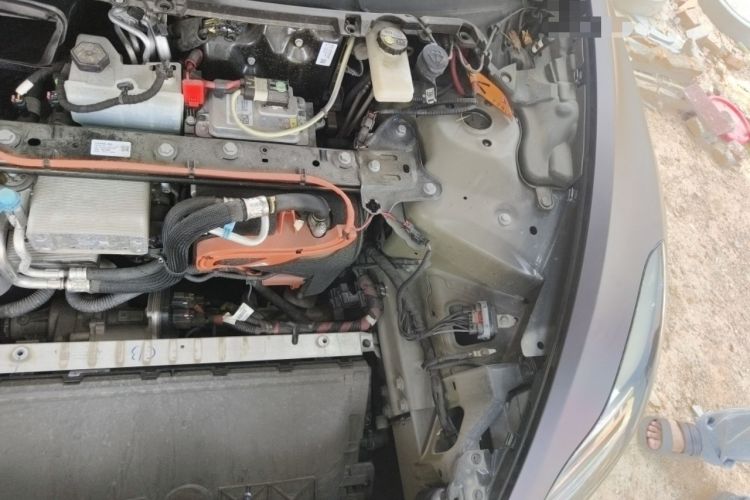 Used Tesla Model 3 2022 Rear-Wheel-Drive Version Engine Bay Left