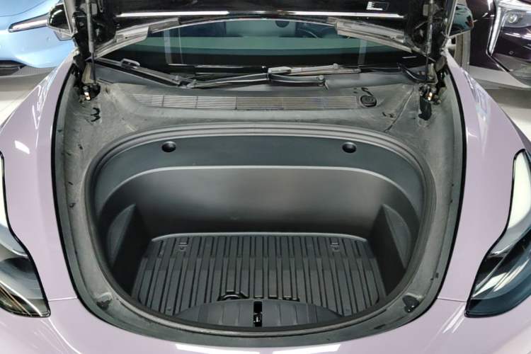 Used Tesla Model 3 2022 Rear-Wheel-Drive Version Engine Bay
