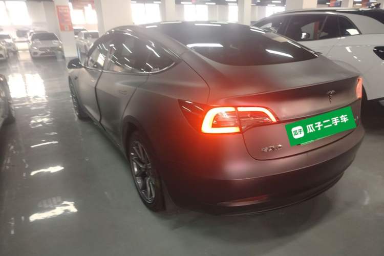 Used Tesla Model 3 2022 Rear-Wheel-Drive Version Exterior 2