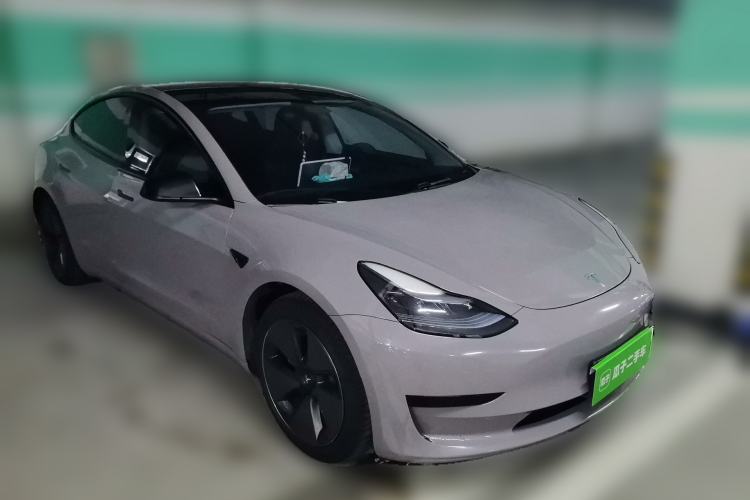Used Tesla Model 3 2022 Rear-Wheel-Drive Version Front Right 45 Deg