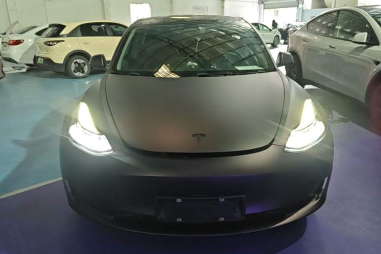 Used Tesla Model 3 2022 Rear-Wheel-Drive Version Front