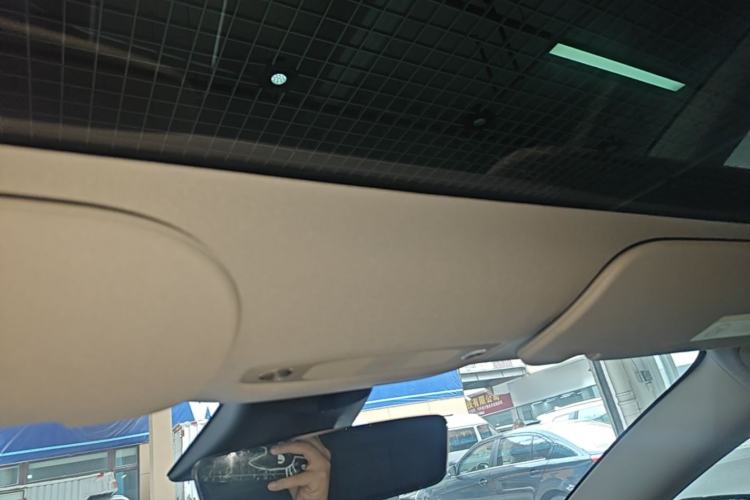 Used Tesla Model 3 2022 Rear-Wheel-Drive Version Headliner