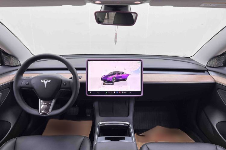 Used Tesla Model 3 2022 Rear-Wheel-Drive Version Interior 3