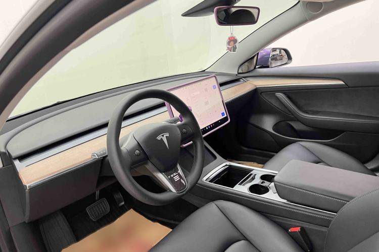 Used Tesla Model 3 2022 Rear-Wheel-Drive Version Interior 6