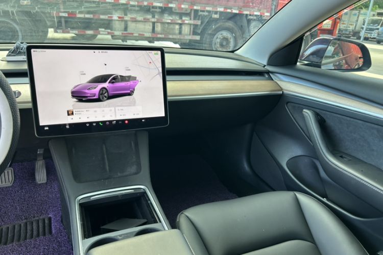 Used Tesla Model 3 2022 Rear-Wheel-Drive Version Interior 7