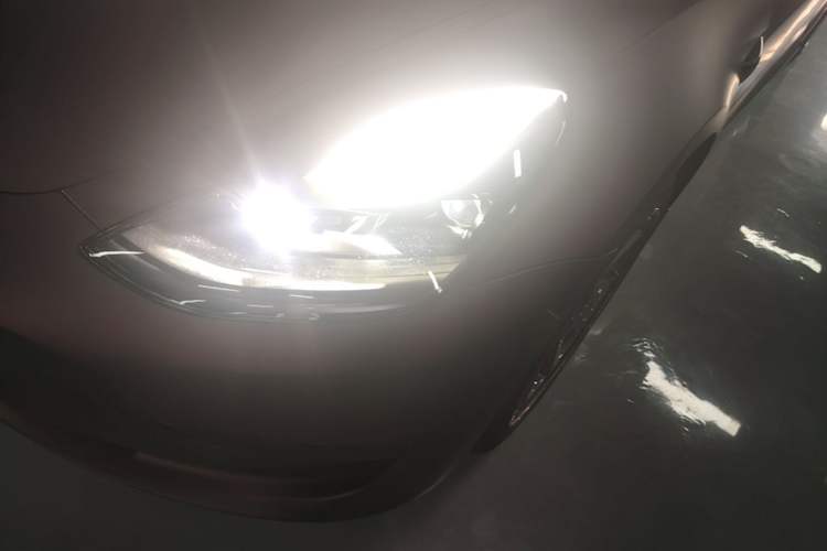 Used Tesla Model 3 2022 Rear-Wheel-Drive Version Left Front Headlight