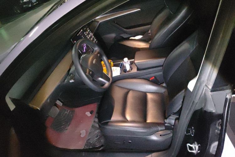Used Tesla Model 3 2022 Rear-Wheel-Drive Version Left Front Seat