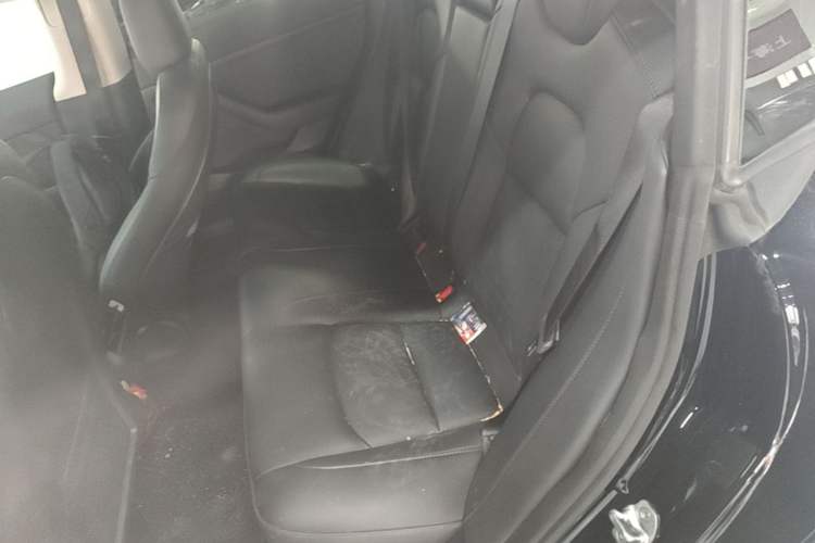 Used Tesla Model 3 2022 Performance High-Performance All-Wheel-Drive Version Left Rear Seat