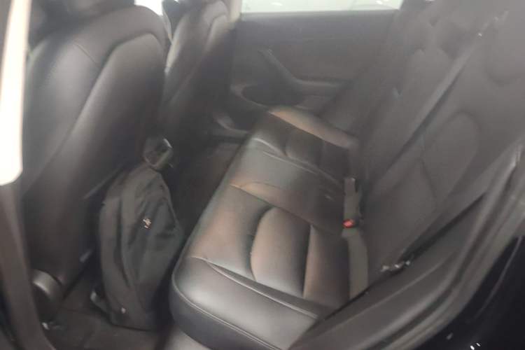 Used Tesla Model 3 2022 Rear-Wheel-Drive Version Left Rear Seat